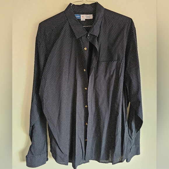 Old Navy Men's Shirt - Picture 2 of 4